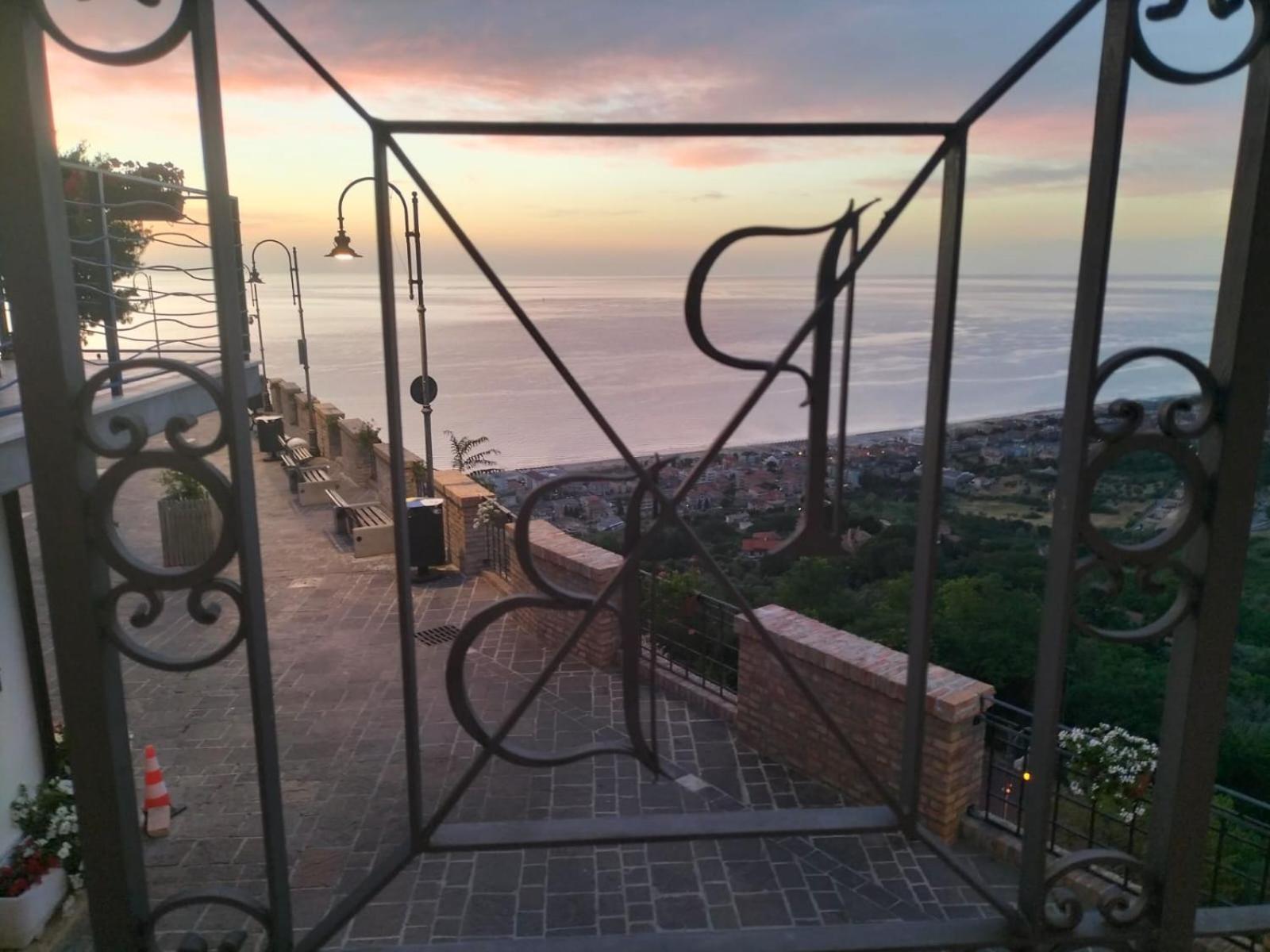 Anpemo Casa Vacanze Silvi Paese Zewnętrze zdjęcie